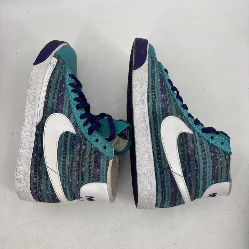 Nike Blazer High Tops Retro Charlotte Hornets Colors Womens Size 7.5 317808-311